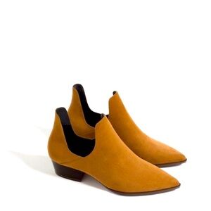 NWOT Zara Trafaluc Suede Ankle Boots Women’s Size 9